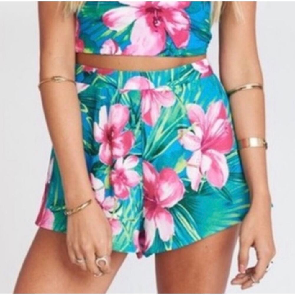 Show Me Your Mumu Martine Shorts in Lady Luau M
